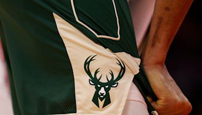 Former Bucks Wing Obtaining 10 Percent of Milwaukee Ownership: Report