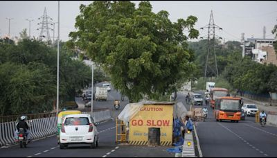 PWD asks Atishi to set date for Anand Vihar corridor