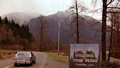 AI Deciphers Twin Peaks: A Deep Dive Into The Cult Classic