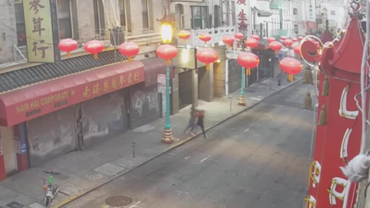 Strong-arm robbery of woman in San Francisco Chinatown captured on video