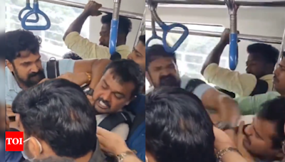 Passengers come to blows inside overcrowded Bengaluru metro train - Times of India