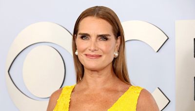 Brooke Shields Uses This Cult-Favorite Brow Serum To Keep Her Signature, Fluffy Brows in Place