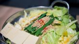 福岡知名牛腸鍋嚐鮮去～JR博多站前超方便餐廳