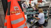 Government to Hold Talks On Giving UK Post Office to Workers