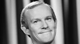 “The Smothers Brothers Comedy Hour” Star Tom Smothers Dead at 86