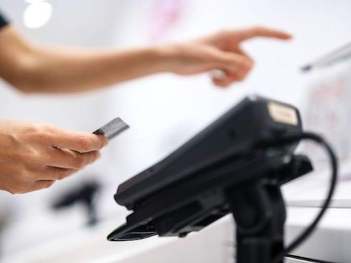 California bill limits self-service checkout stations, restricts them to 10 items or fewer