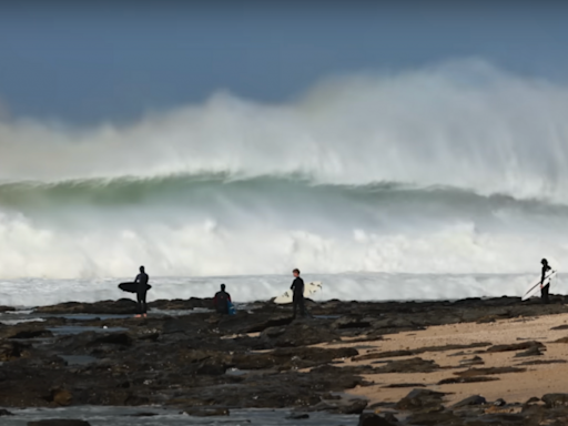 Film Team Divides and Conquers, Documenting Perfect J-Bay and Skeleton Bay On Same Day