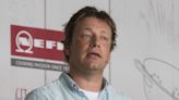 Jamie Oliver: Jennifer Aniston engagierte ihn für Brad Pitts 40. Geburtstag