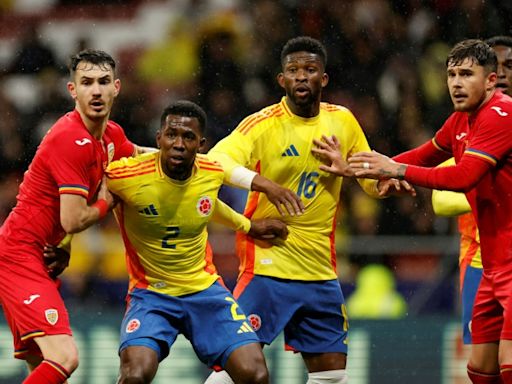 La mejor Colombia choca con una Paraguay que promete "guerra" en Copa América