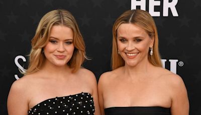 Ava Phillippe, la fille de Reese Witherspoon, dénonce le body shaming dont elle est victime