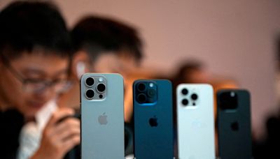 Sales of iPhone fall to three-year low as Apple’s popularity drops in China