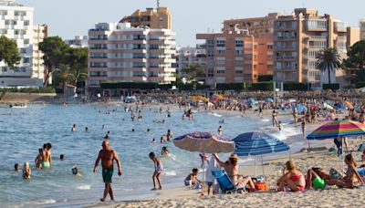 Protesta masiva en la isla española de Mallorca para pedir "límites al turismo"