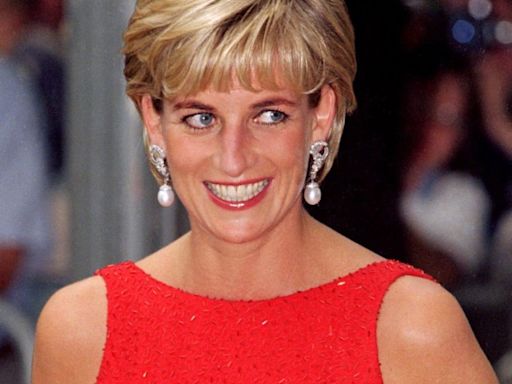 Princess Diana Would Have Been a “Peacemaker” and Would Have Made Prince Harry Apologize to King Charles If She Were...