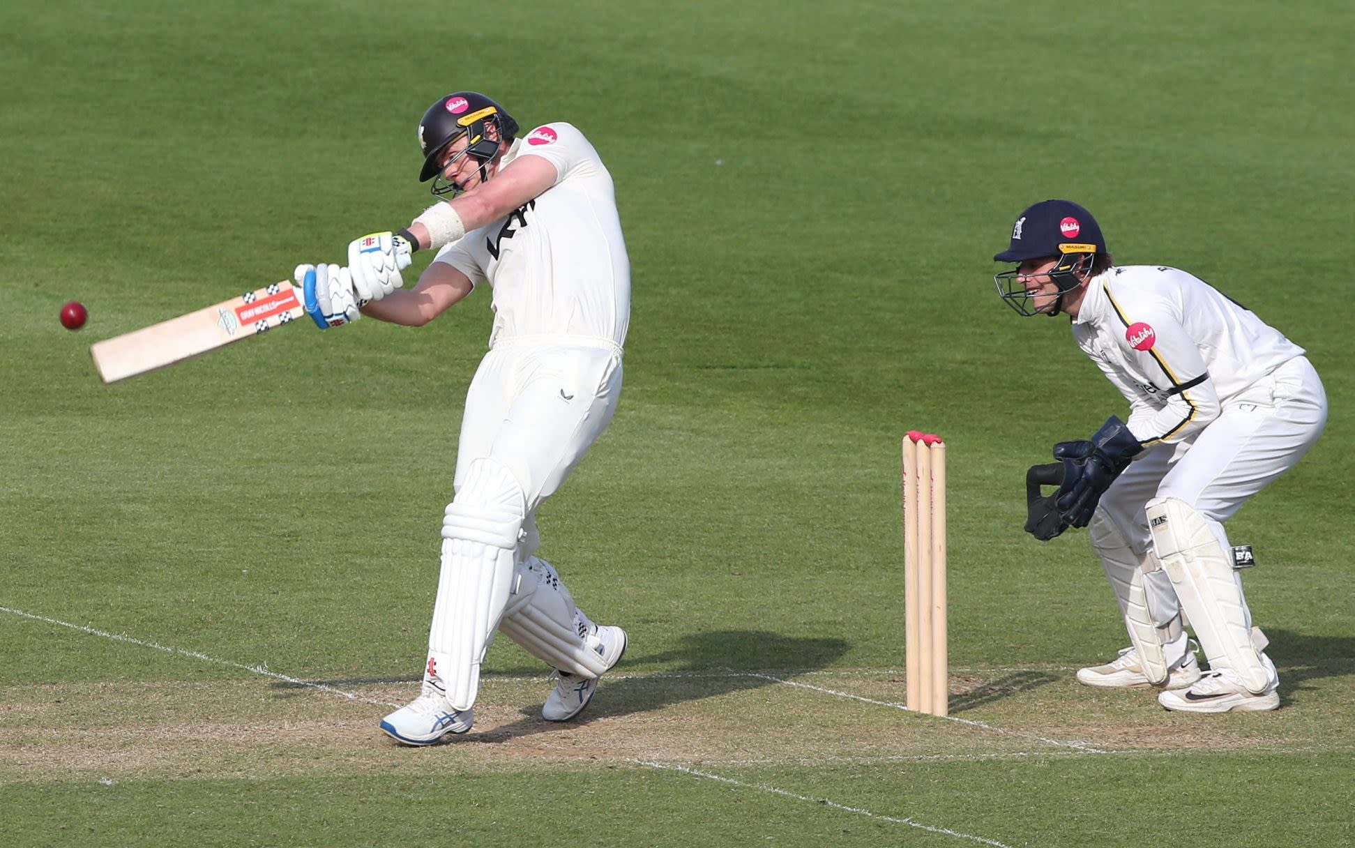 Jamie Smith outshines the rest of Surrey’s star line-up to press England claim