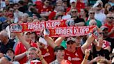 Liverpool fans bring back five chants at Jürgen Klopp farewell against Wolves