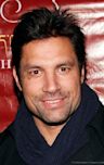 Manu Bennett