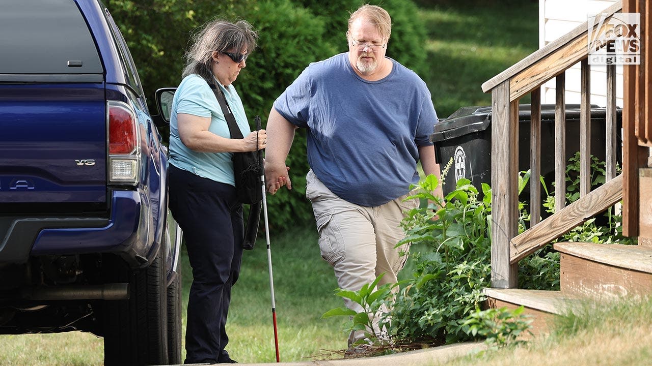 Trump shooter Thomas Crooks' family had 14 guns in home, father legally sold gun to son: FBI Director Wray