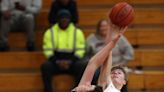 Bremerton boys basketball adjusting to new faces in lineup