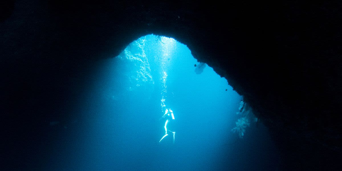 Scientists Discovered the World's Deepest Blue Hole. And They Still Can't Find Its Bottom.