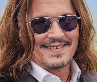 Johnny Depp de nouveau amoureux ? Tout sur sa supposée compagne, Yulia Vlasova