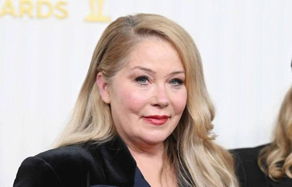 Christina Applegate had to wear nappies when 'poop' salad gave her nasty virus