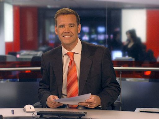 BBC News presenter devastates fans as he quits after 30 years on air