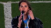 Quién es la joven que cantó en el Monumental tras la victoria de la selección argentina ante Chile