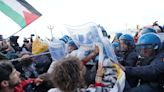 Cargas policiales en una protesta contra candidato ultraderechista de la Liga en Nápoles