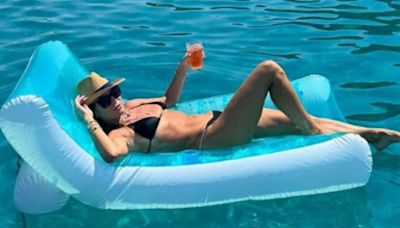 Amanda Holden shows off incredible body as she soaks up sun on lavish holiday