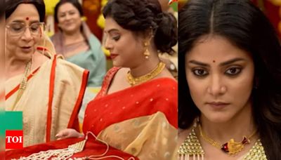 Shubho Bibaho: Kanan Devi blesses Sudha as her granddaughter-in-law - Times of India