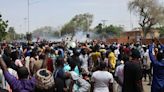 Pro-coup protesters in Niger shout ‘long live Putin’ as new leaders face calls to cede power