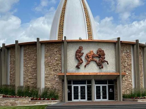 WATCH: The Browns Rookies Made A Visit To The Pro Football Hall Of Fame