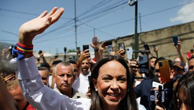 Venezuela opposition leader joins protests against election results