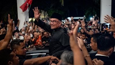 Echoes of defeat: Five things Anwar must do to win back Malaysia's trust - Aliran