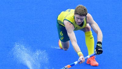 Australia hockey player amputates part of finger for Olympics