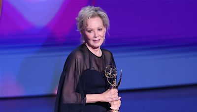 Jean Smart Wins Emmy for ‘Hacks’ and Playfully Mixes Up HBO and Max: ‘Just What We Needed, Another Network’