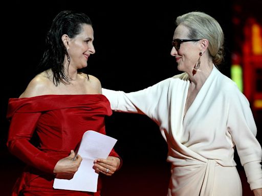 What If Meryl Streep and Juliette Binoche Held Each Other And Wept In France?
