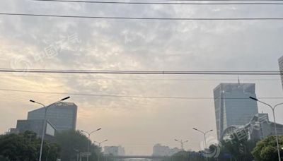 北京發布暴雨橙色預警 大部分地區每小時或有70毫米大雨 - RTHK