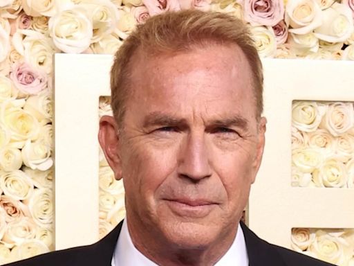 Kevin Costner spoke at Whitney Houston memorial after 'broken' call