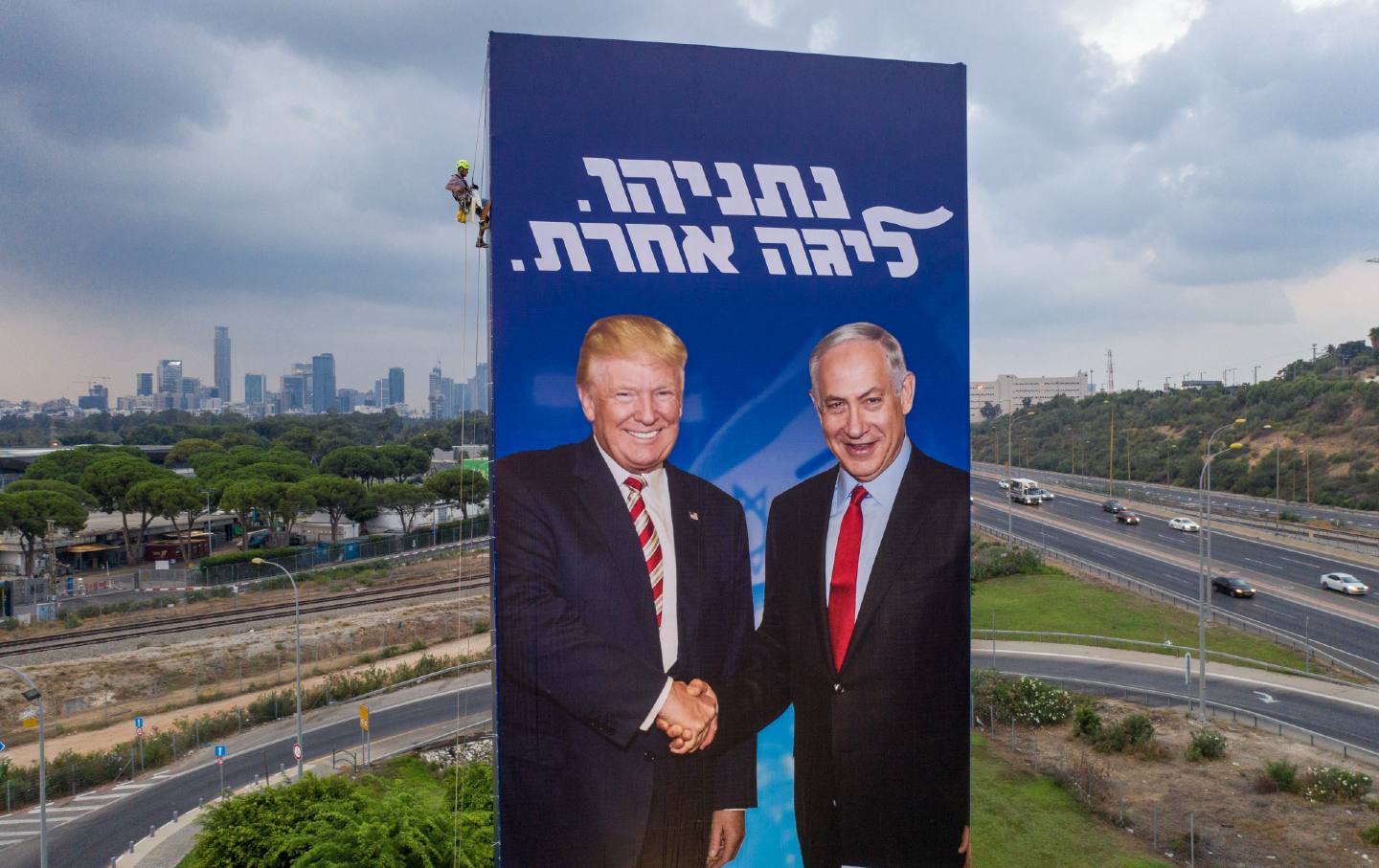 Will Vladimir Putin and Benjamin Netanyahu Bless Donald Trump With an October Surprise?
