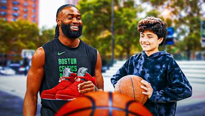 Celtics' Jaylen Brown gives shoes off his feet to fan at Rucker Park