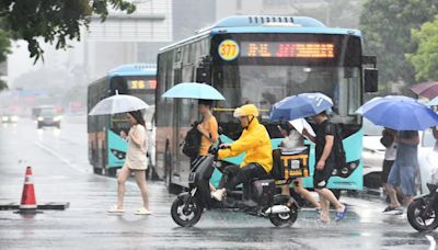 中國氣象局料今年有6至8個颱風登陸內地 端午節期間華南多降雨