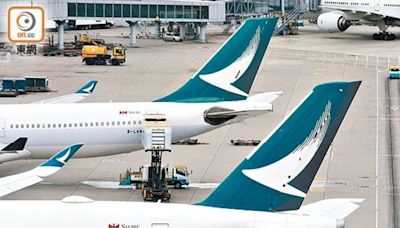 國泰回港波音777客機 迫降巴黎機場