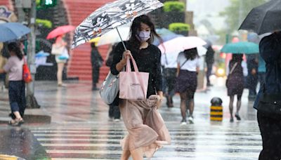 7縣市豪大雨特報！彰化以南強降雨 吳德榮：更多擾動發展中 | 天氣 - 太報 TaiSounds