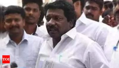 Tamil actor Karunas found in possession of bullets at Chennai airport | Tamil Movie News - Times of India