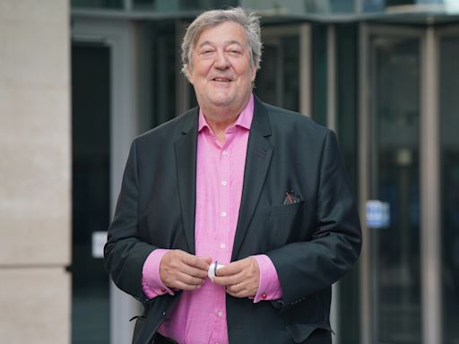 Stephen Fry urges prostate cancer patients to take part in research project