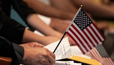 USCIS actualiza la guía para la naturalización de hijos de ciudadanos estadounidenses