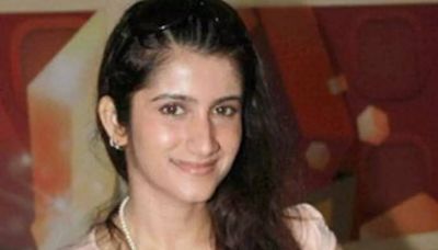 'Kalyug' fame Smilie Suri reveals she has been battling depression for a long period, coping with her divorce and the deaths of her father and grandmother - Times of India