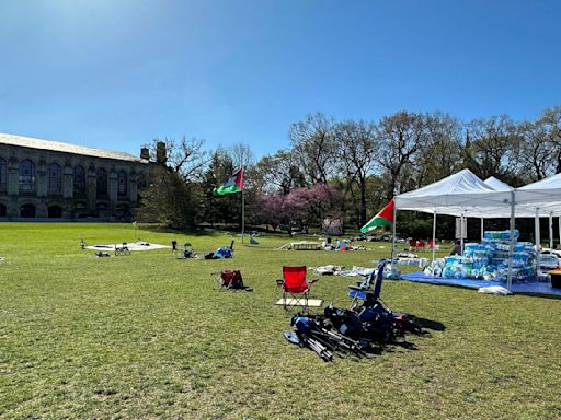 Student protesters reach a deal with Northwestern University that sparks criticism from all sides