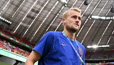 Bayern Munich fans sign petition to stop transfer of Matthijs de Ligt